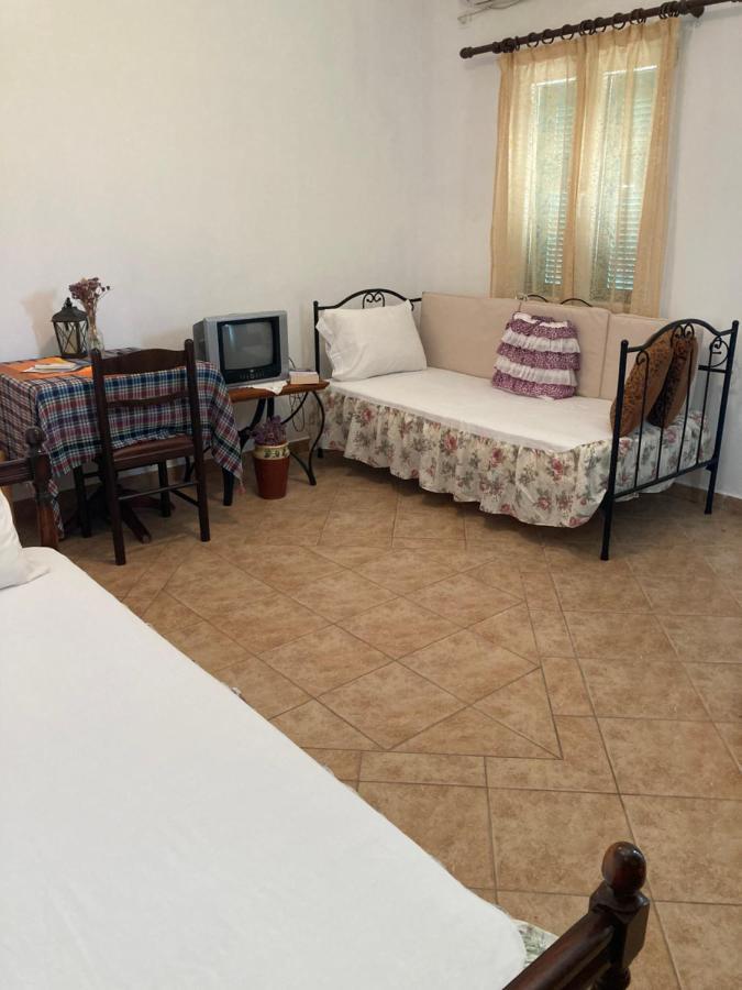 Agkyra Rooms Aladhinon 외부 사진